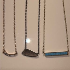 Kendra Scott necklace lot (3)